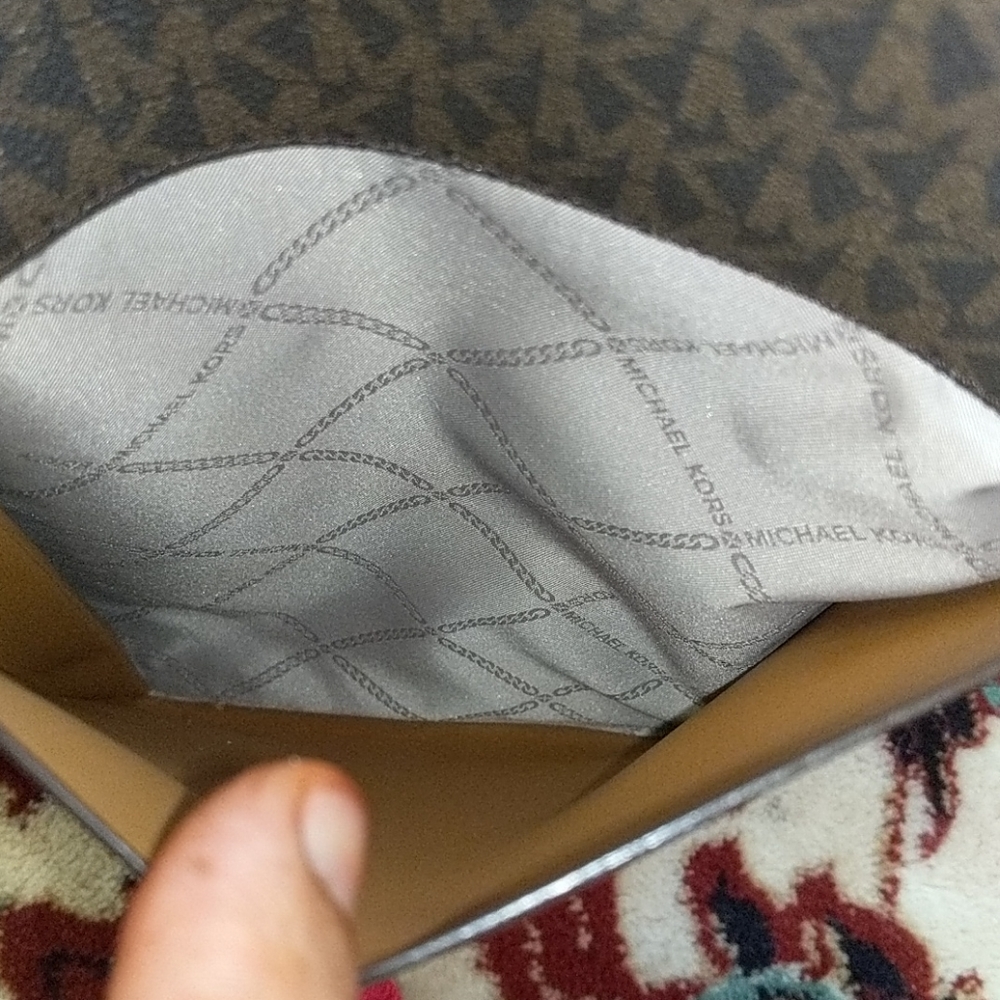 Michael kors large tote - Picture 9 of 13